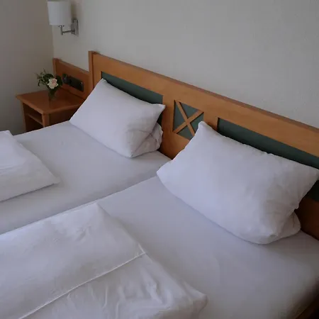 Bocksbeutelherberge 3*