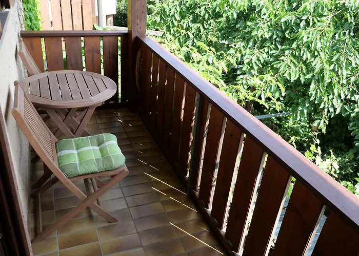 Konukevi Bocksbeutelherberge Sommerach