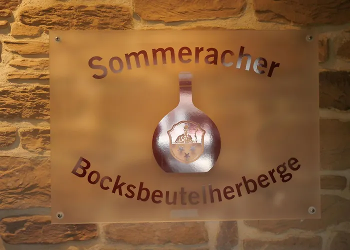 Konukevi Bocksbeutelherberge Sommerach